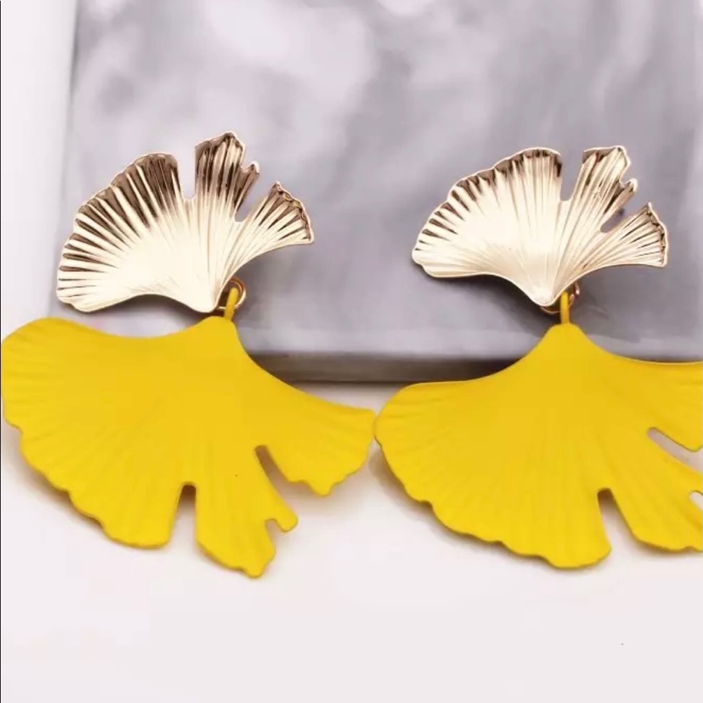 Bohemian Geometric Yellow Color Ginkgo biloba Leaf Shape Drop Earrings